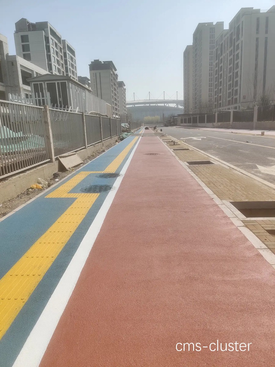 社区篮球场盲道改造前后对比