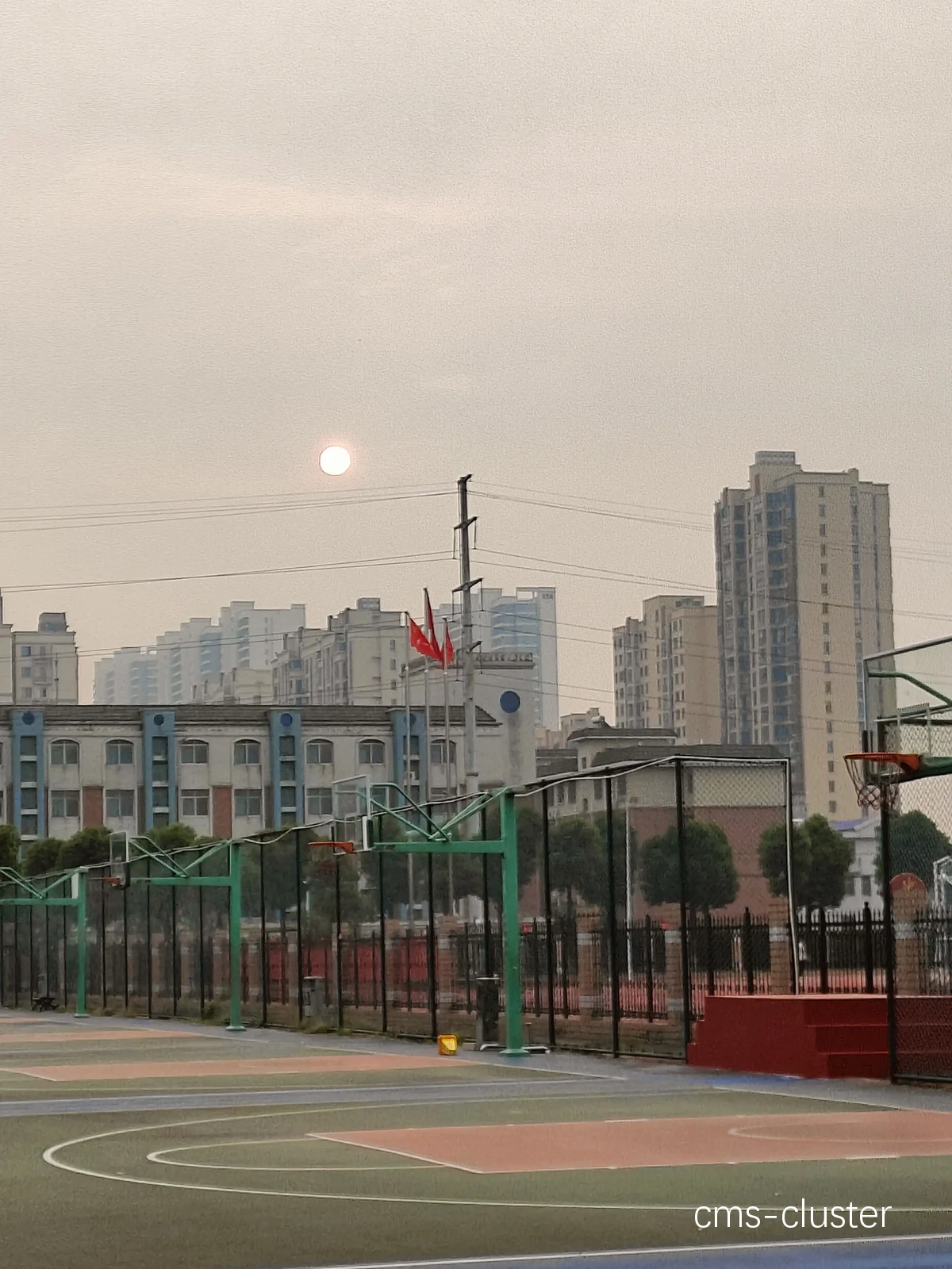 学校篮球场喷泉对学生有哪些积极影响?