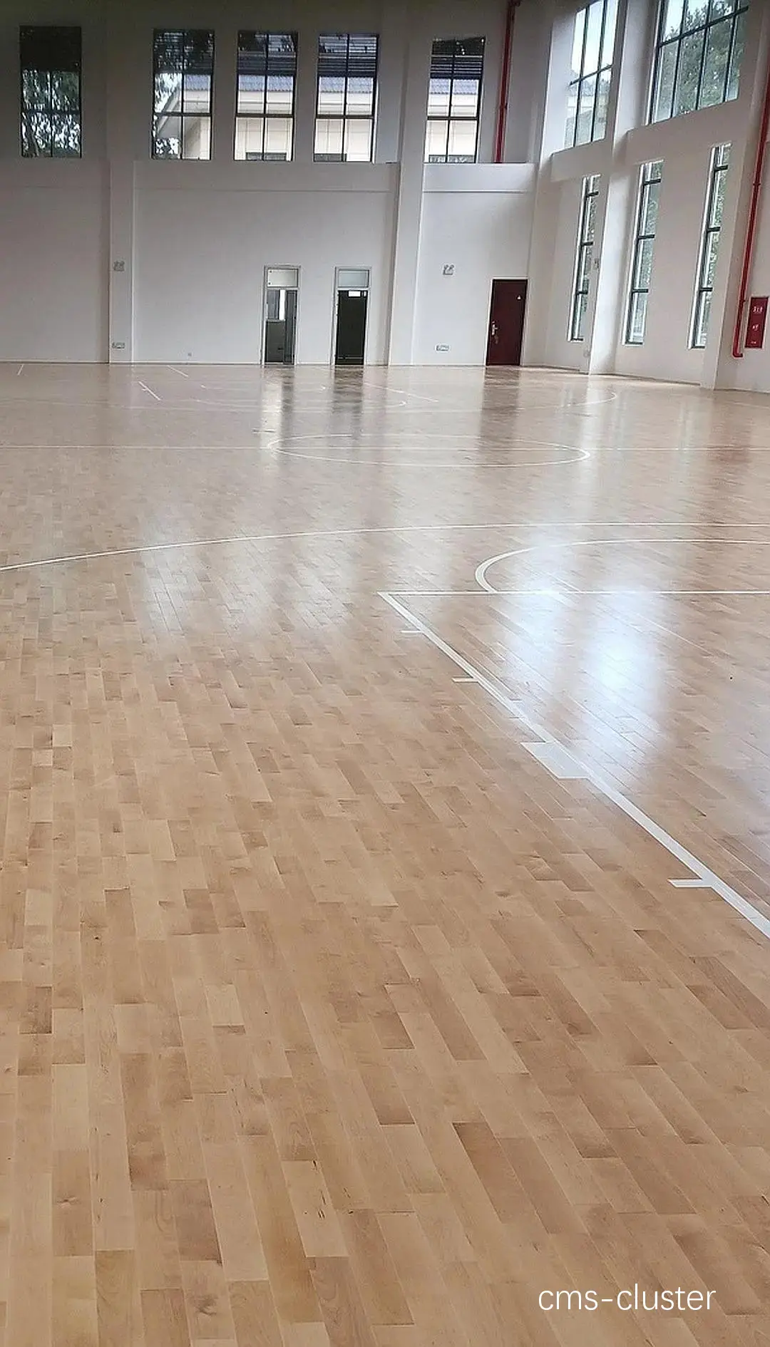 为什么木地板是篮球场的最佳选择？