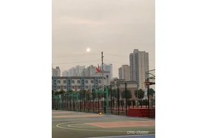  学校篮球场喷泉对学生有哪些积极影响？