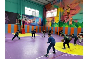  亲子活动选择草地篮球场地全攻略