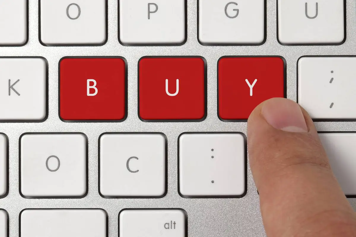 How buy side analysts evaluate stocks_1