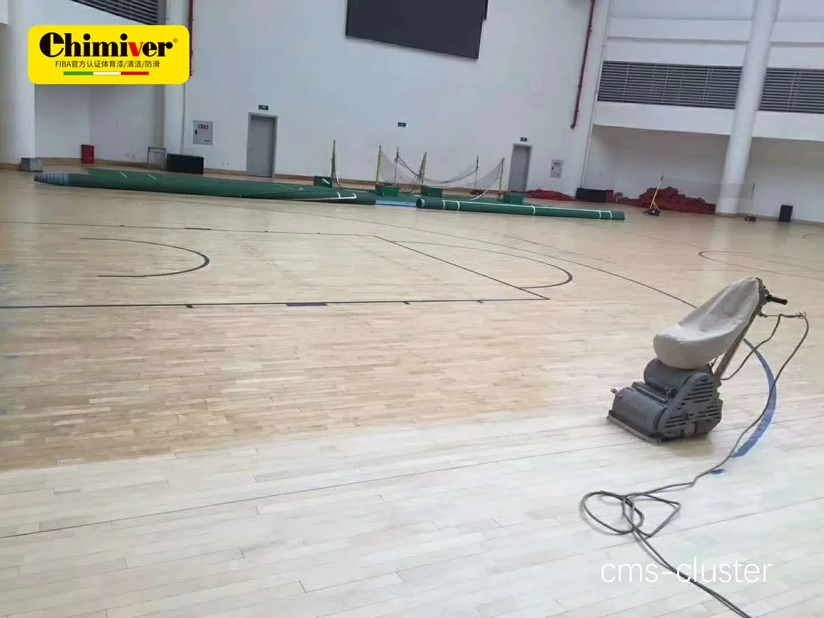 应对篮球场地磨损问题的维修工具方案